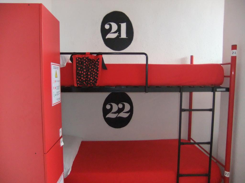 Bilbao Akelarre Hostel الغرفة الصورة